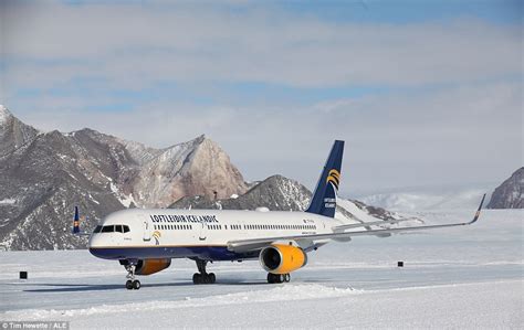 Boeing 757 lands on a blue ice runway in Antarctica for the first time | Daily Mail Online