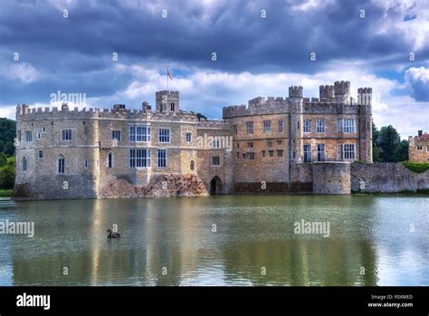 Maidstone kent hi-res stock photography and images - Alamy