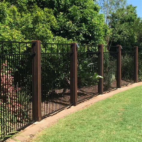 Yard Fencing - 10 Modern Fence Ideas | Family Handyman