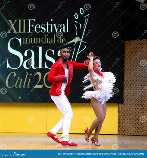 Salsa Dancers in Internacional Festival of Salsa in Cali, Colombia Red Couple Editorial Stock ...