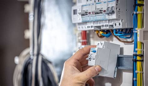 What Is a Miniature Circuit Breaker? How Does It Work?