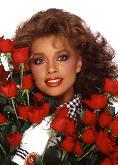 vanessa williams 1980s No matter what people say and beyond the fact that they took her crown ...