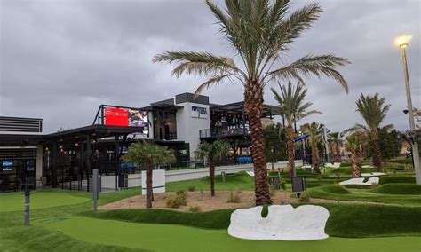 Photos: PopStroke by Tiger Woods opens its first location in Arizona