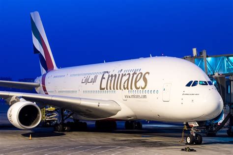 A380-800 Airbus Emirates: Unveiling the Ultimate Luxury in Air Travel | Discover Now!