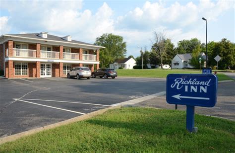 A Richland Inn Hotel Lewisburg (Lewisburg, TN) - Resort Reviews ...