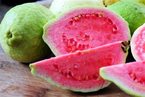 Pink Guava (20 seeds) fresh this season {VERY RARE & EXOTIC} | eBay