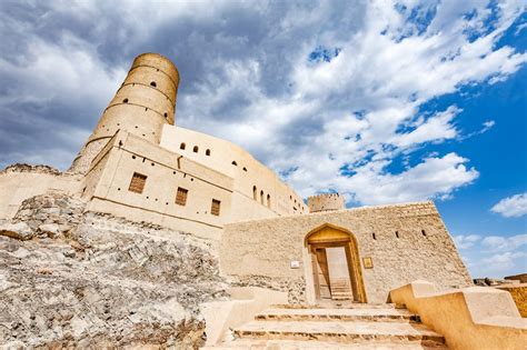 18 Stunning Legendary Forts In Oman That You Need To See | Oman tourism ...