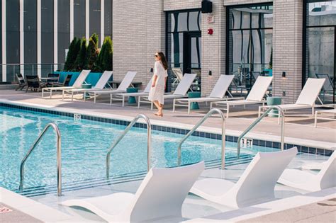 Hyatt Centric Downtown Nashville: Pool & Spa Day Pass Nashville | ResortPass