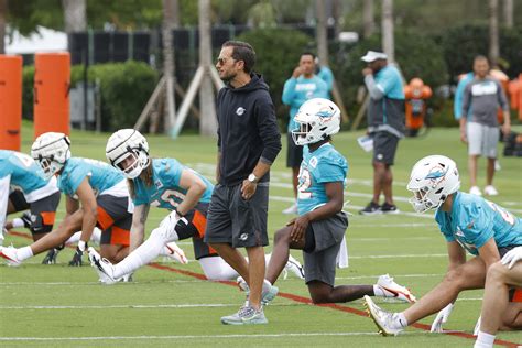 Miami Dolphins players "can't believe" how good the new offense looks