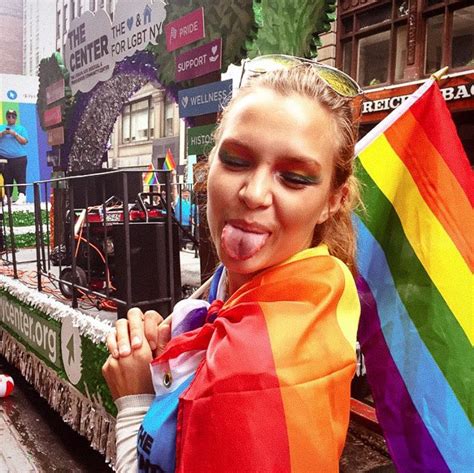 josephine-skriver-pride-parade-1 Pride 2015, Josephine Skriver, Pride ...