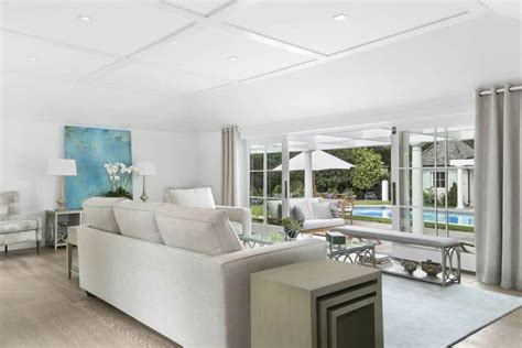 Rachael Ray's Hamptons House is on the Market ($4.9M)