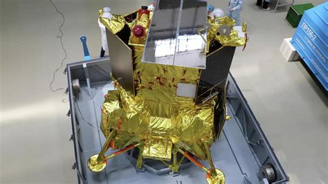 Russia's Luna-25 Module Corrects Trajectory Before Landing on Moon ...