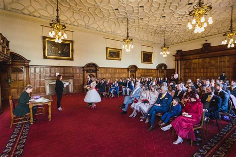 Sheffield Town Hall Wedding - Laura & Ant | Tierney Photography