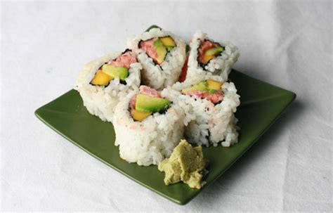 Spicy Tuna Maki (Sushi) Rolls