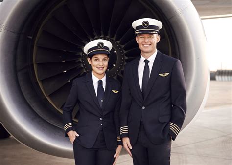 Qantas Pilots Unhappy with New Uniform Rules, Which Also Bans Gum Chewing and Trucker Mustaches ...