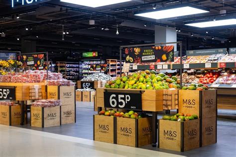 Store gallery: Marks & Spencer unveils fresh-look food hall | Photo gallery | Retail Week