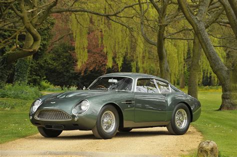 1962 Aston Martin DB4 GT Zagato | Voitures anciennes, Oeuvre d'art, Voiture