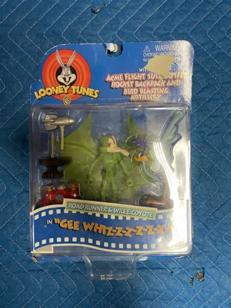 LOONEY TUNES ROAD Runner & Wile E. Coyote Gee Whizzzz Action Figures New Vintage $16.50 - PicClick