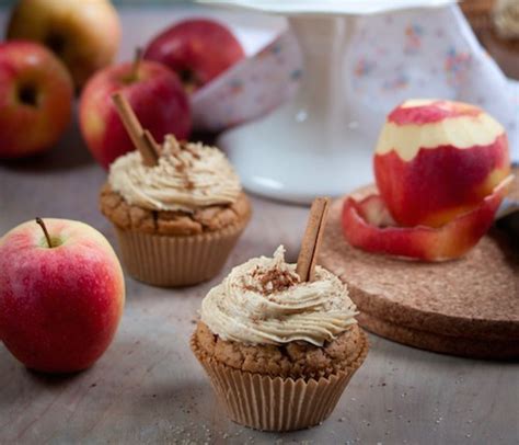 24 Delicious Apple Desserts To Bake This Autumn