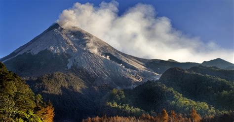 Gunung Merapi Sleman Yogyakarta Jawa Tengah | Berita Terkini dan ...