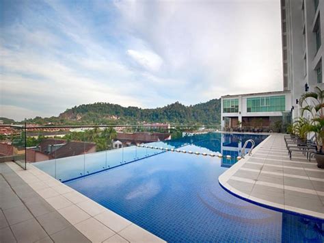 Best Price on The Zenith Hotel in Kuantan + Reviews