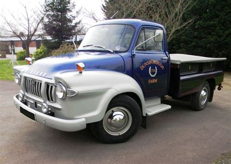 bedford pickup - Google Search in 2020 | Bedford truck, Trucks, Classic pickup trucks