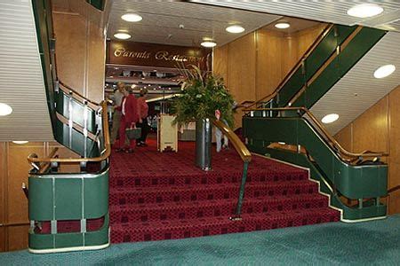 Cunard Line - Queen Elizabeth 2 - Page 6 - Interior Photographs | Cruise ships interior, Luxury ...