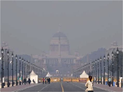 Delhi Pollution: Air Quality Remains