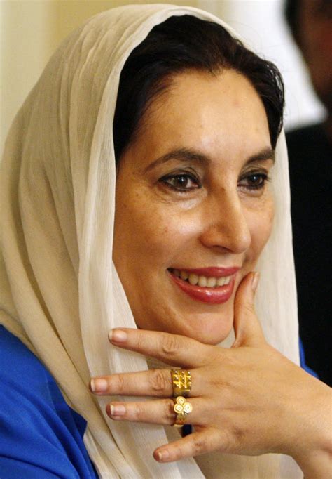 wallpaper: Wallpaper Benazir Bhutto