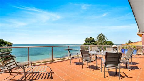 Beachfront Penthouse Cowes - Phillip Island Holiday Homes