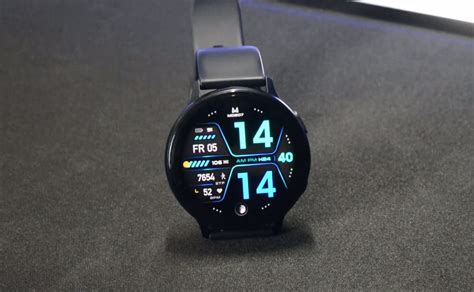 Samsung has finally activated ECG feature on Galaxy Watch Active 2