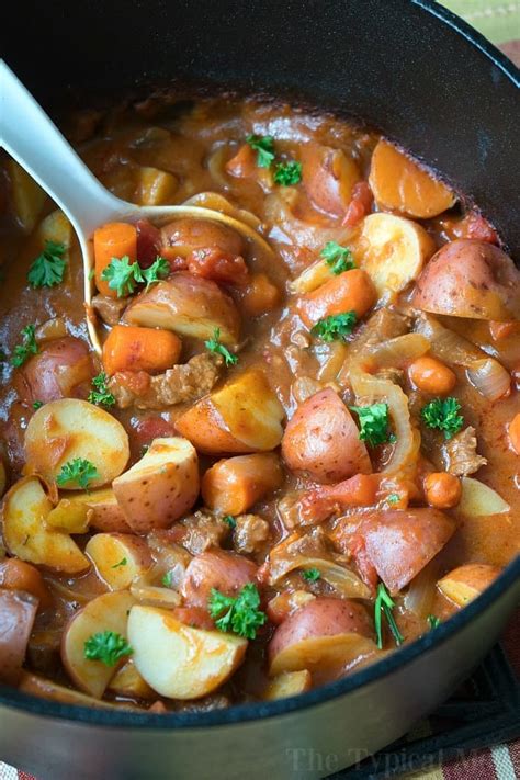 Best Dutch Oven Stew - Dutch Oven Beef Stew and Vegetables