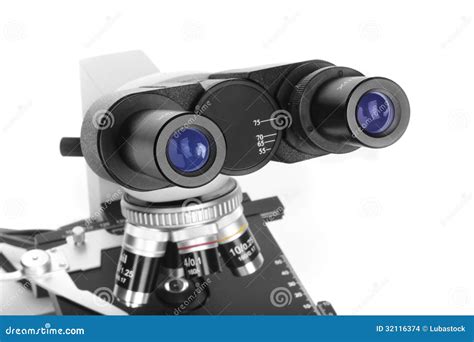 Ocular Del Microscopio Imagenes de archivo - Imagen: 32116374