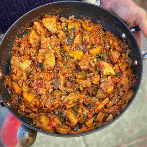Vegan Bombay potato and tomato curry - The Happy Pear - Plant Based ...