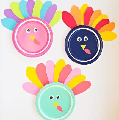 Colorful Turkey Craft | Fun Family Crafts