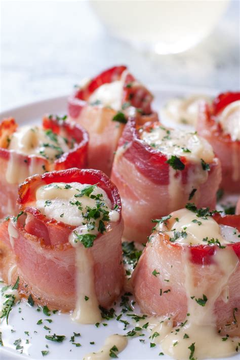 Bacon Wrapped Scallops Baked in the Oven With Maple Cream Sauce