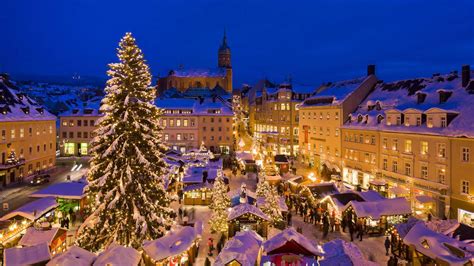 Diese Weihnachtsmärkte in Deutschland kannst du mit einer Wanderung ...