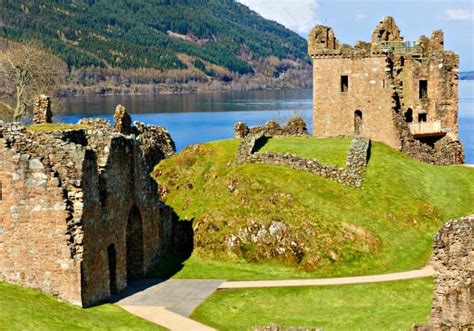 Urquhart Castle - Ruins on the bank of Loch Ness