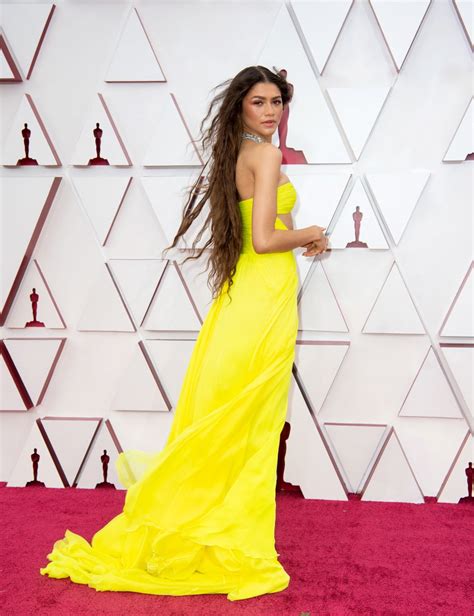 Zendaya stuns at Oscars 2021 wearing 183 karats of yellow diamond worth $6 million while donning ...