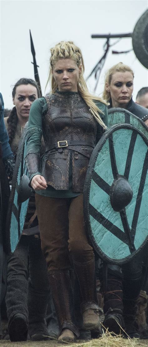 Lagertha - Ragnar Lothbrok's Wife #Lagertha #Vikings | Vikings halloween, Viking halloween ...