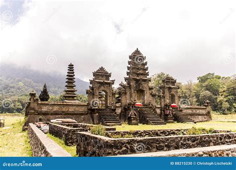 Bali Indonesia Temple Ulun Pura Lake Tamblingan Stock Photo - Image of history, culture: 88215230