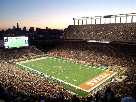 Darrell K Royal–Texas Memorial Stadium – Stadium Base