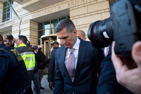 Ex-Trump adviser Michael Flynn admits he knew lying to FBI was a crime ...