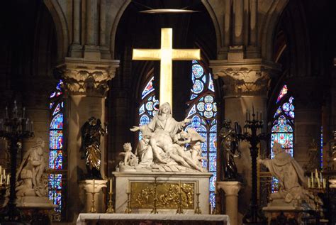 Notre Dame Cathedral - Altar | A closer view of the altar pi… | Flickr