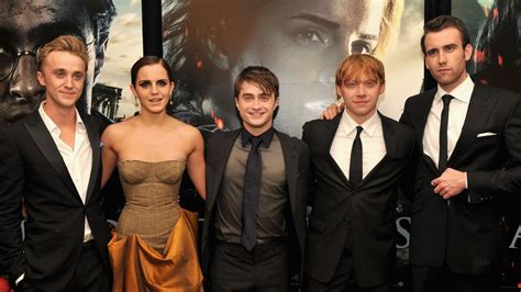 Emma Watson Thanks Everyone (Except J.K. Rowling) for ‘Harry Potter ...