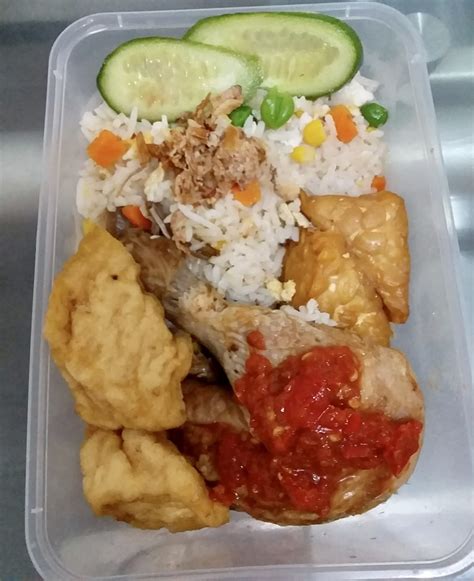 Nasi Ayam Penyet MM – Mamijekz