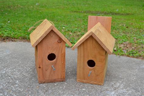 How to Build a Birdhouse - Tools In Action - Power Tool Reviews