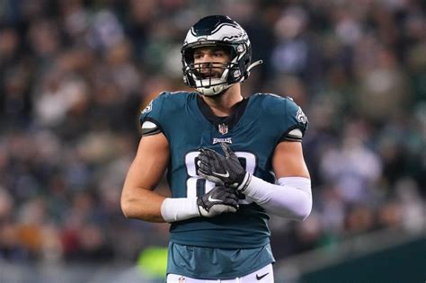 Eagles Suffer Devastating Loss to TE Dallas Goedert That Adds Injury to ...