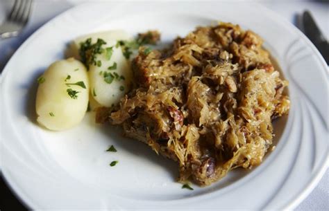 Polish Food 101 ‒ Bigos | #polish cuisine | Culture.pl