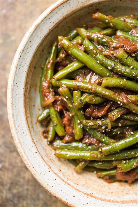 Lebanese Braised Green Beans | Recipe | Green beans, Braised, Braised greens